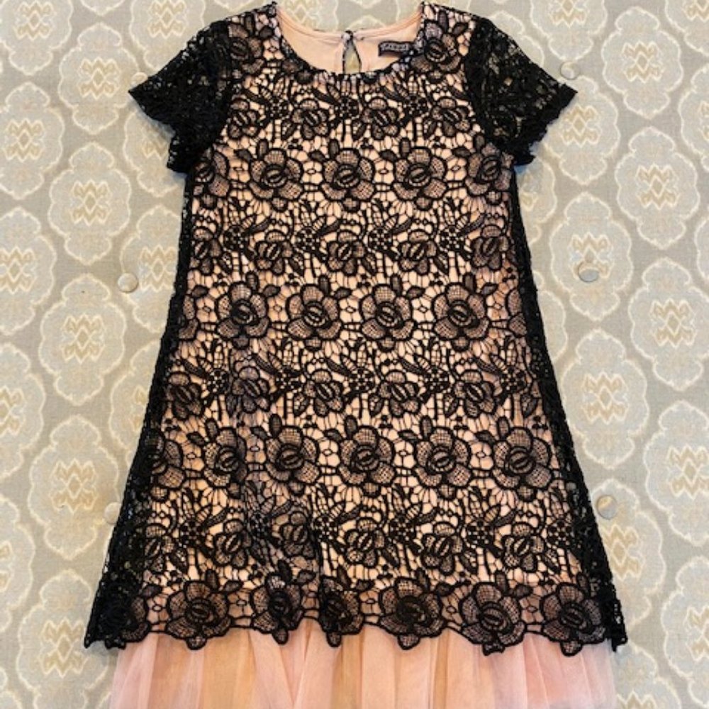 Black Modern Lace Dress